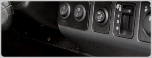 0093-satnav-and-dashcam-button.JPG