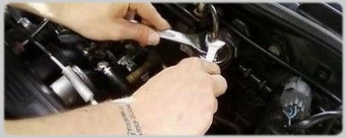 replacing the vehicles fuel filter on the 2004 ZR